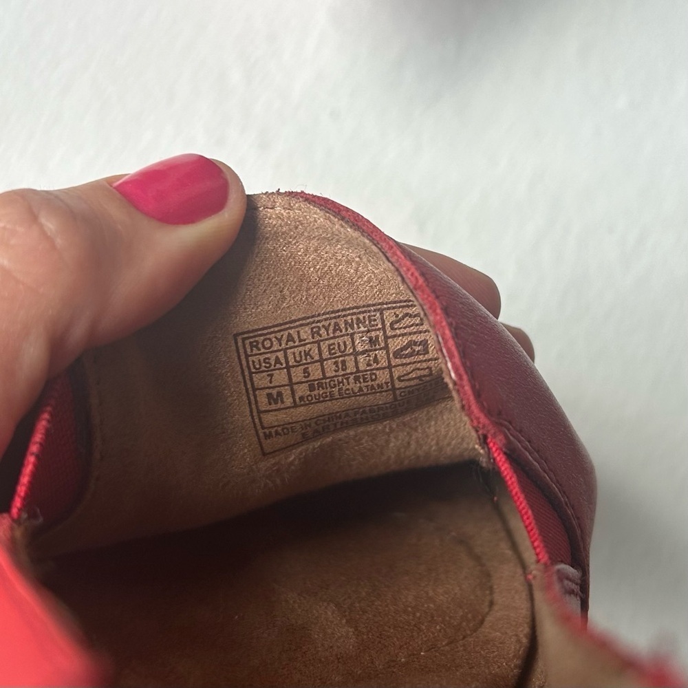 Earth Origins Red Leather Loafer Shoes Women Size 7 NWOT - Picture 4 of 8